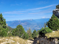 Les Bauges et le Mont-Blanc au loin